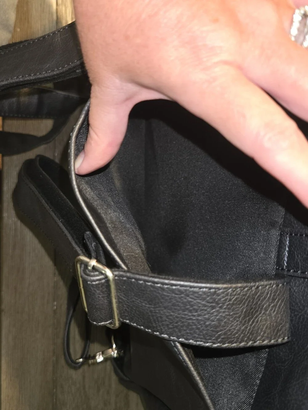 Thirty One Black Backpack/profesional Bag